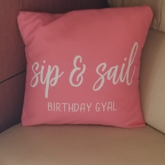 2 Pink BIRTHDAY Pillows & A Beach Towel - Picture 5 of 5